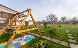 Vilă spațioasă pe teren de 1472 mp, Sânnicolau Mic - Poză 19
