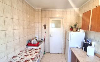 De Vanzare Apartament 2 Camere Pajura - Poză 8