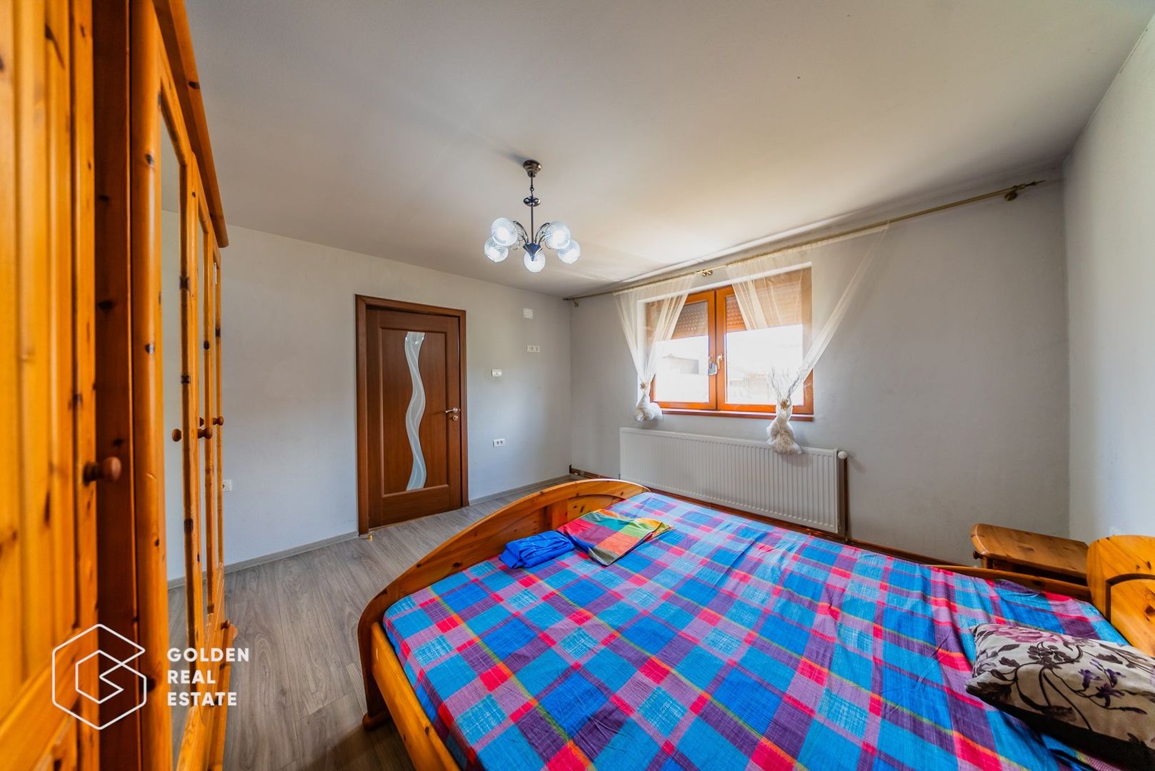 Casă 3 camere renovată în Bujac-Sega , 2 corpuri, teren 572 mp - Poză 20