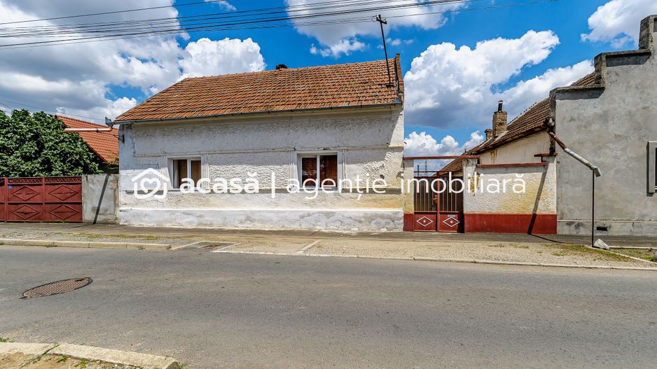 Ofertă rară! Casă cu teren generos în Poltura! - Poză 10