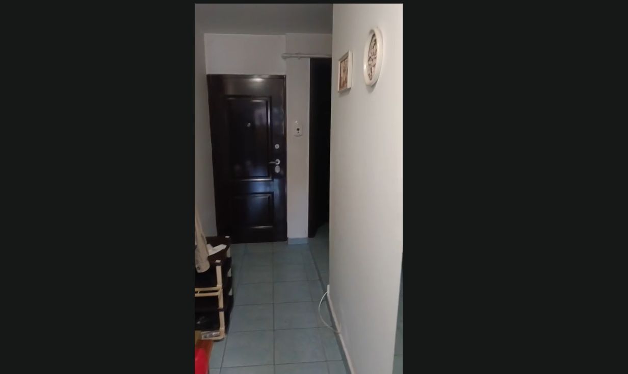 De vanzate - apartament 2 camera ( Mansarda) -zona Centrala - Poză 7