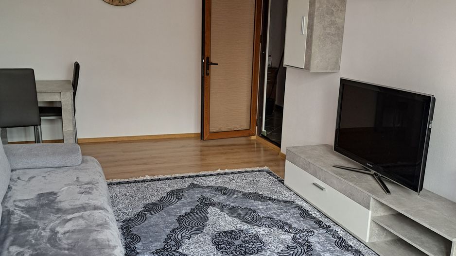 Închiriere apartament 2 camere, mobilat și utilat – Biserica Sf. Vasile - Poză 1