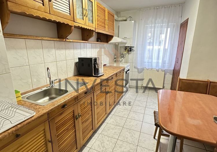 Apartament cu 4 camere decomandate, etaj intermediar, Marasti - Poză 2