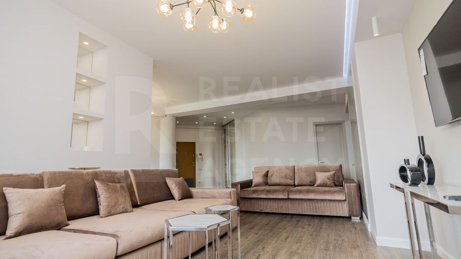 Chirie, apartament, 3 camere, str-la 31 August 1989, Centru - Poză 5