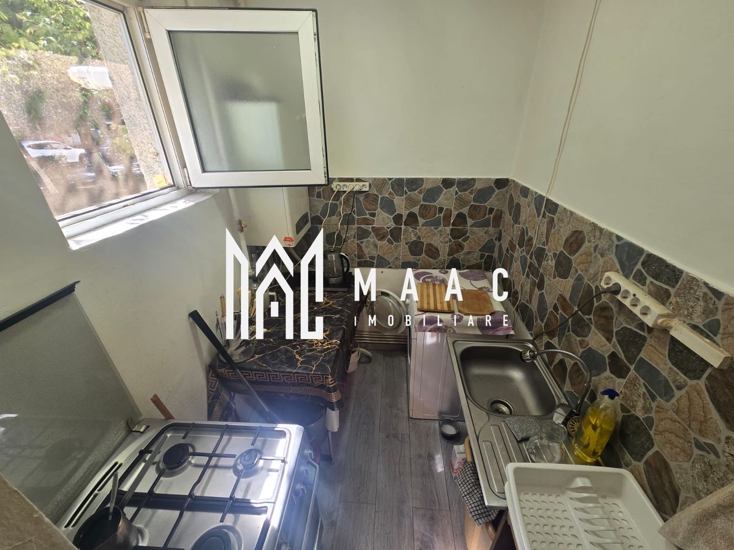 Apartament 2 camere parter Zona Tiglari - Poză 7