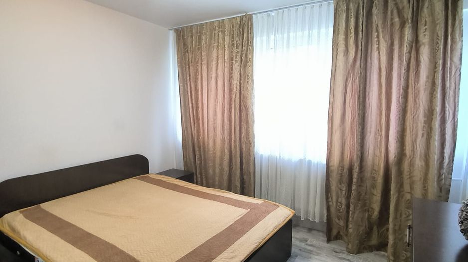 2 camere Eorii Revolutiei 2 minute metrou boiler - Poză 1