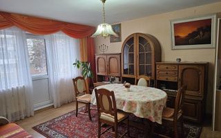 Apartament 4 camere, etaj 1, garaj – Str. Victoriei zona sc. nr. 4 - Poză 1