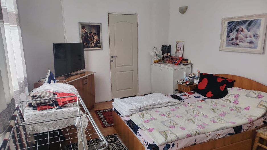 Apartament 2 camere, 60 mp, centrală proprie, vilă - Poză 3