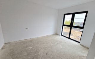 Duplex spatios despartit prin camera tehnica cu 5 camere | Urseni - Poză 2