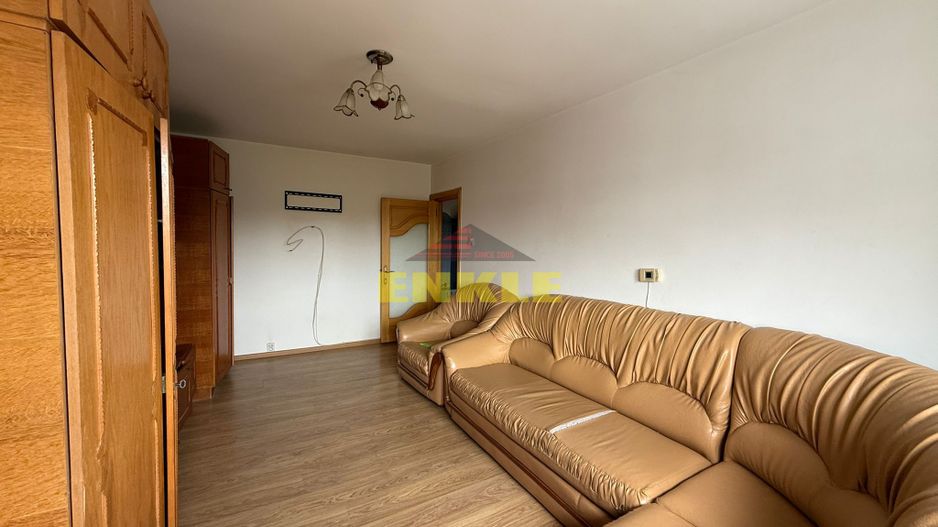 De vânzare apartament cu 2 camere, zona Bucovina. - Poză 1