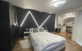 Garsonieră modernă, de vanzare, ultracentral–ideală pentru locuit sau investitie - Poză 2