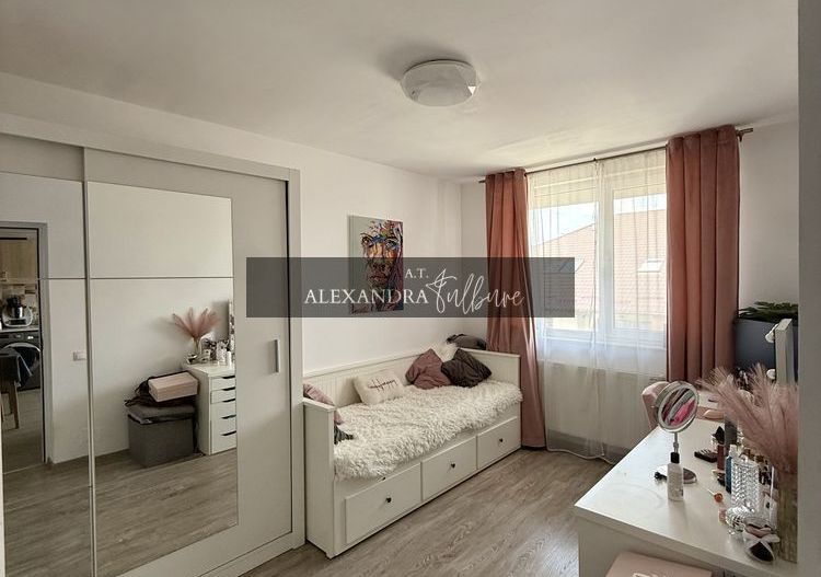 Apartament 3 camere, dressing, balcon, parcare, zona Eroilor - Poză 6