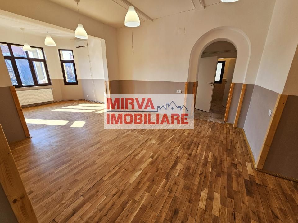 🏢 Spațiu de birouri modern – 5 camere, 3 băi – Zona Centrală, Ploieșt - Poză 20