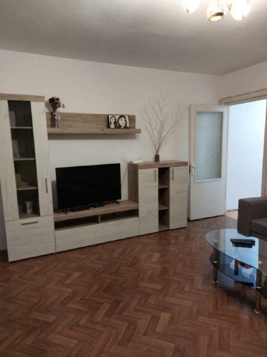 Complex Studentesc | Centrala proprie | 2 bai | Etaj intermediar - Poză 1