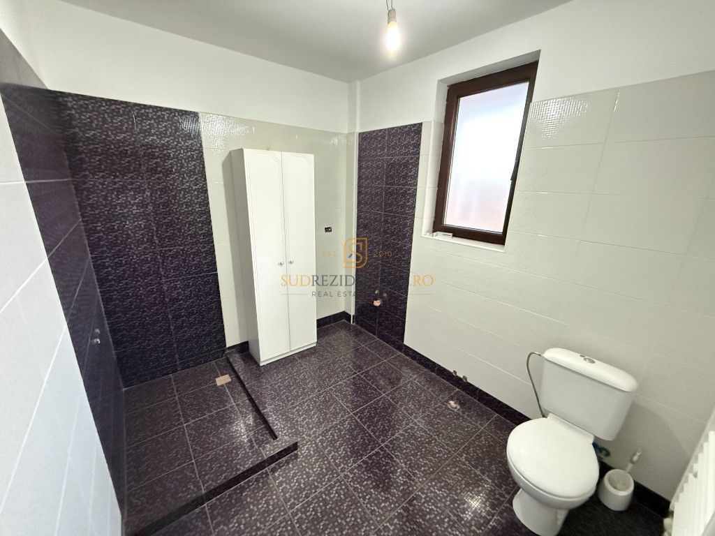 Vila individuala P+1, 5 camere, Comuna Berceni-Cartierul nou - Poză 11