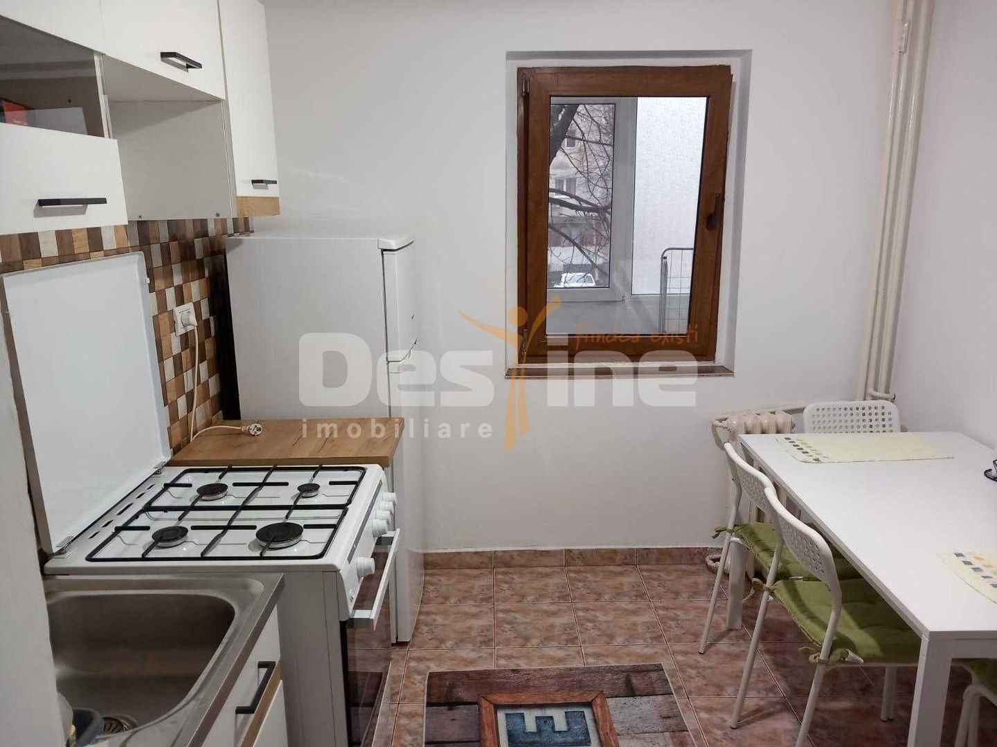 Apartament decomandat cu 2 camere de închiriat, zona Casa de Cultură - Poză 4