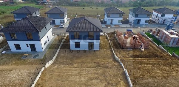 Casa individuala, 5 camere, 119 mp+ 515 mp teren, Zona Corusu - Poză 4