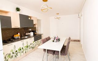 Apartament 3 camere spațios și luminos – Cartier Vasile Aaron - Poză 2