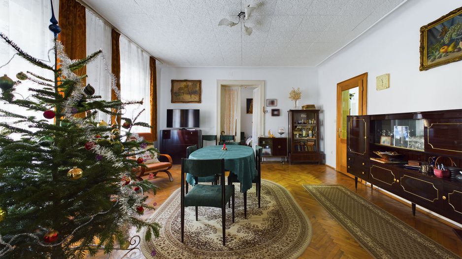 Apartament cu 4 camere la casa in centru - Poză 2