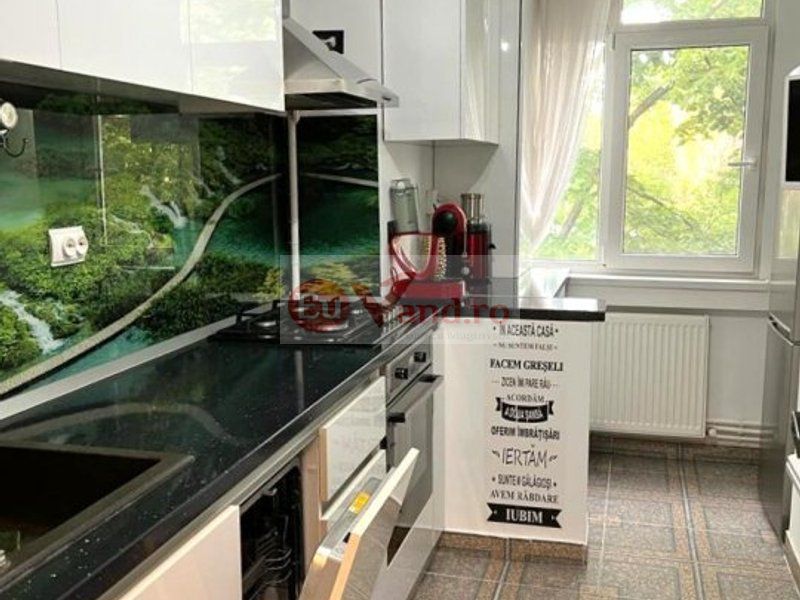 Apartament 3 camere de inchiriat, Tiglina 3, B-uri, etaj 1, renovat recent - Poză 3