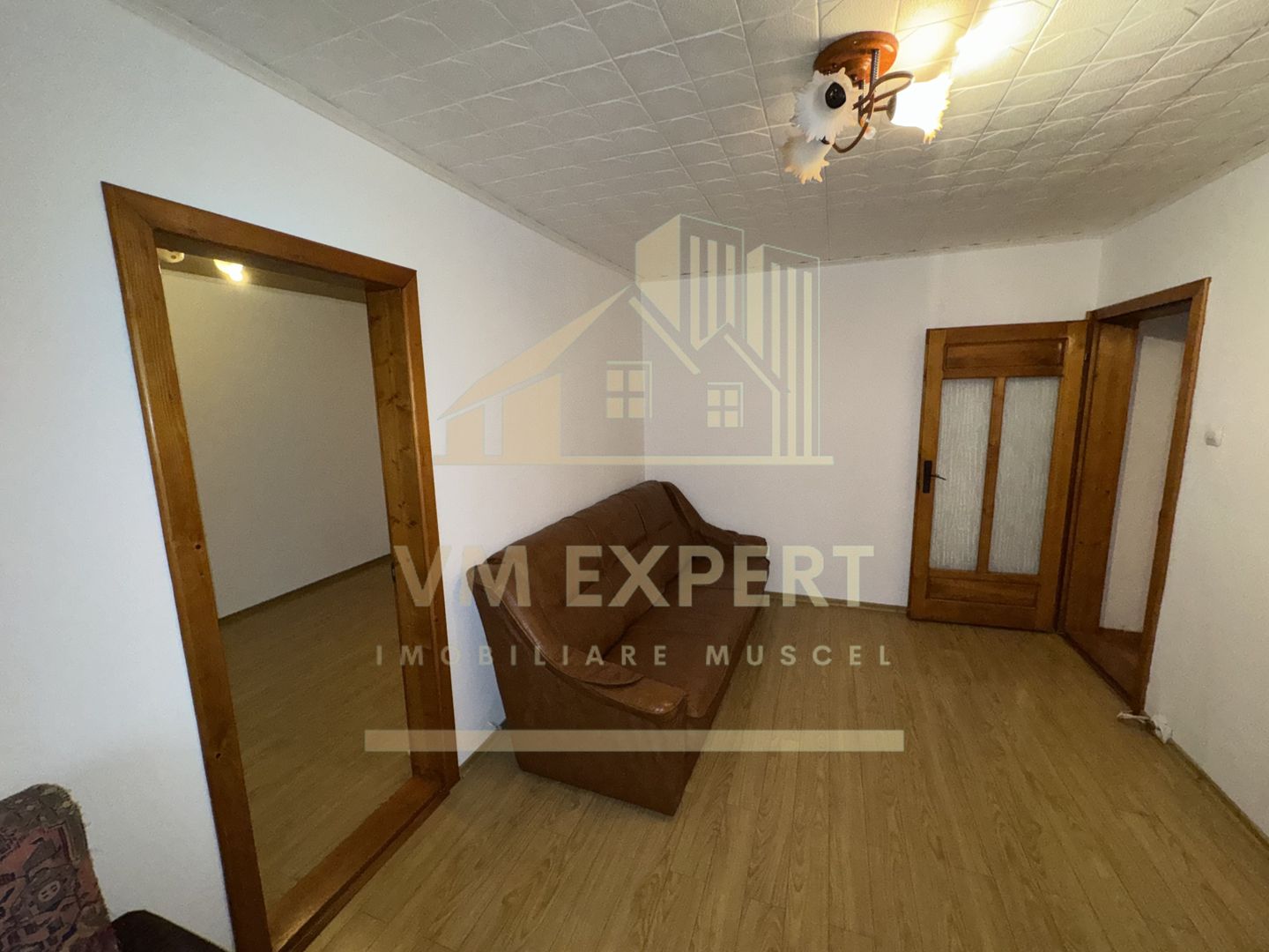 APARTAMENT 2 CAMERE PARTER VIṢOI CAMPULUNG - Poză 11