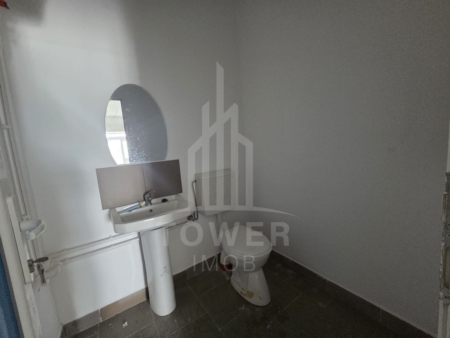 Spațiu comercial de închiriat- Sibiu-Zona Calea Dumbravii - Poză 6