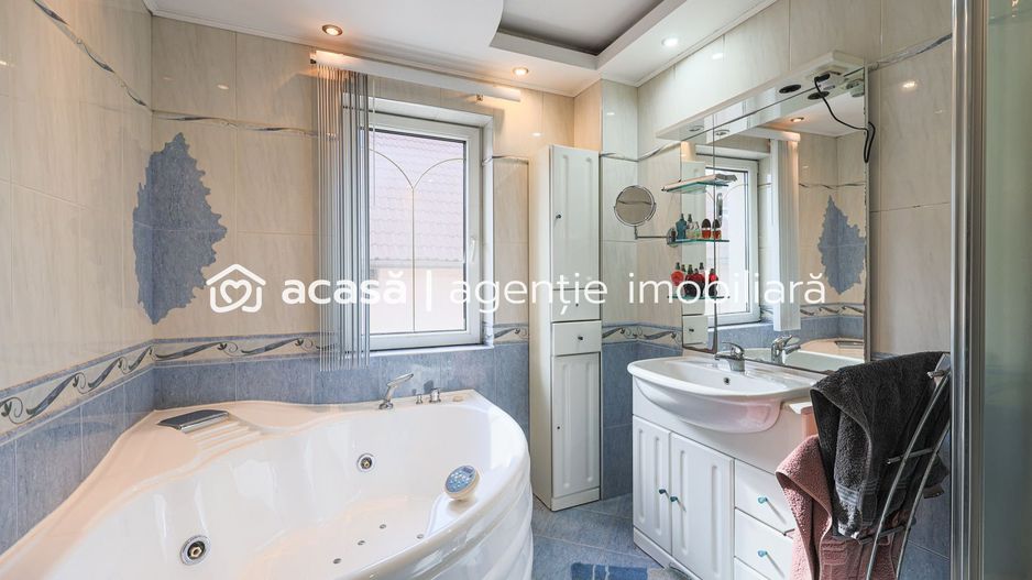 Vilă cu 6 camere în zona rezidențială - Poltura - Poză 6