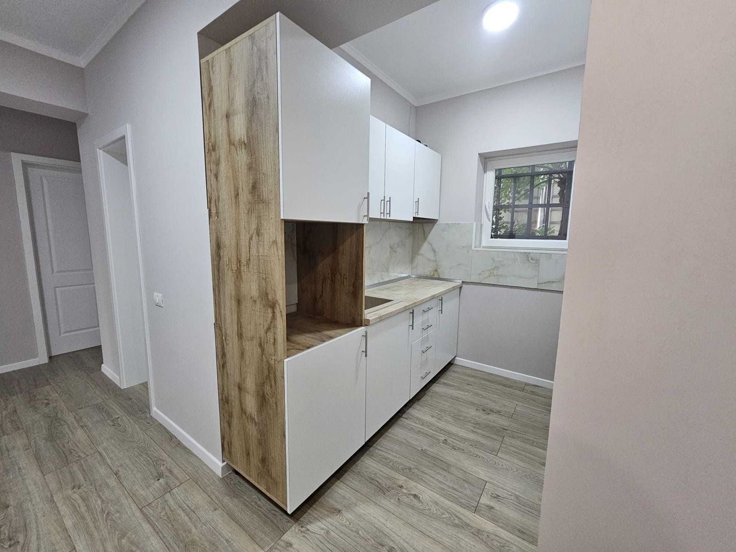 De inchiriat apartament 3 camere Romana sect 2 - Poză 7