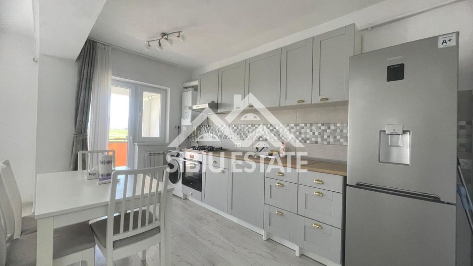 Apartament de inchiriat 3 camere  Zona strada Liviu Ciulei - Poză 1