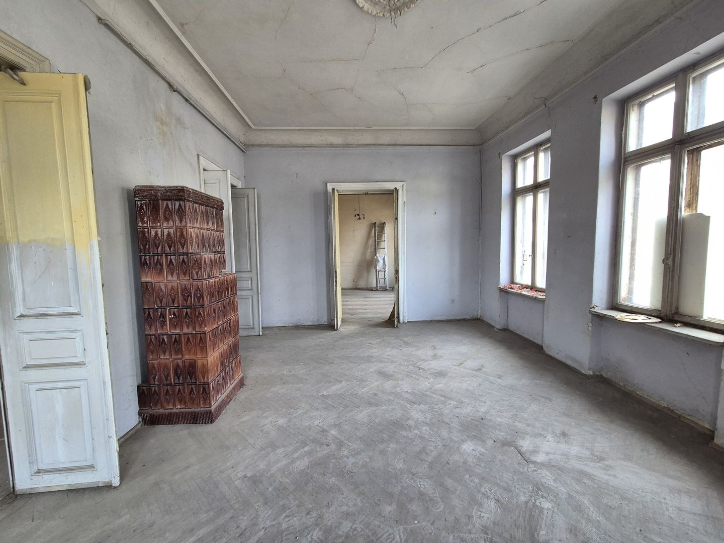 Apartament cu 4 camere 151,40 mp - Unirii - Poză 2