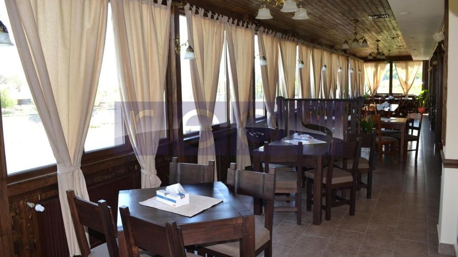 Afacere la cheie pensiunea Meridian sat Corbeni amortizare 30% / an - Poză 3
