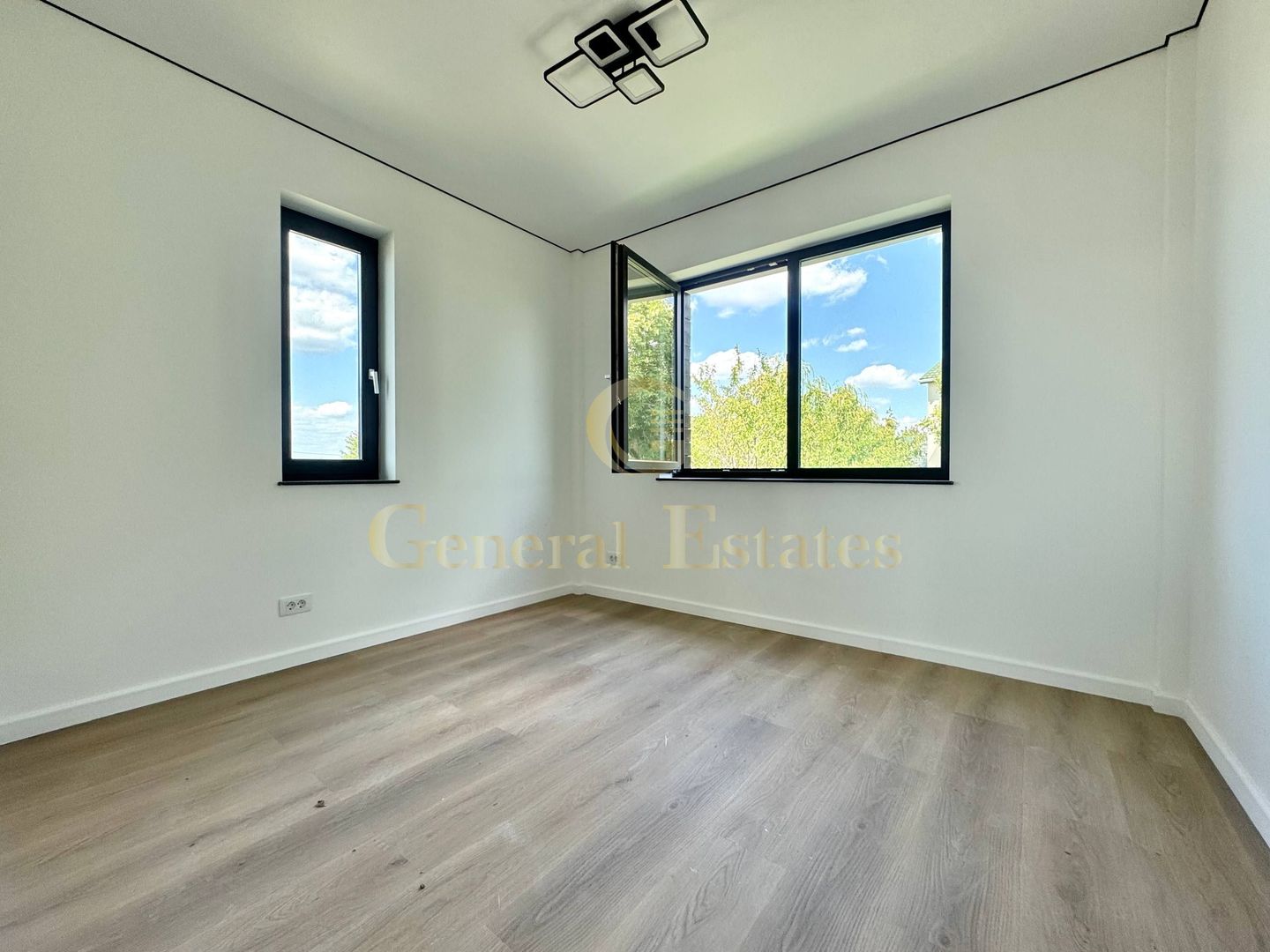 Vânzare Casă în 2 Nivele  - 160 m.p - Vișan. - Poză 18