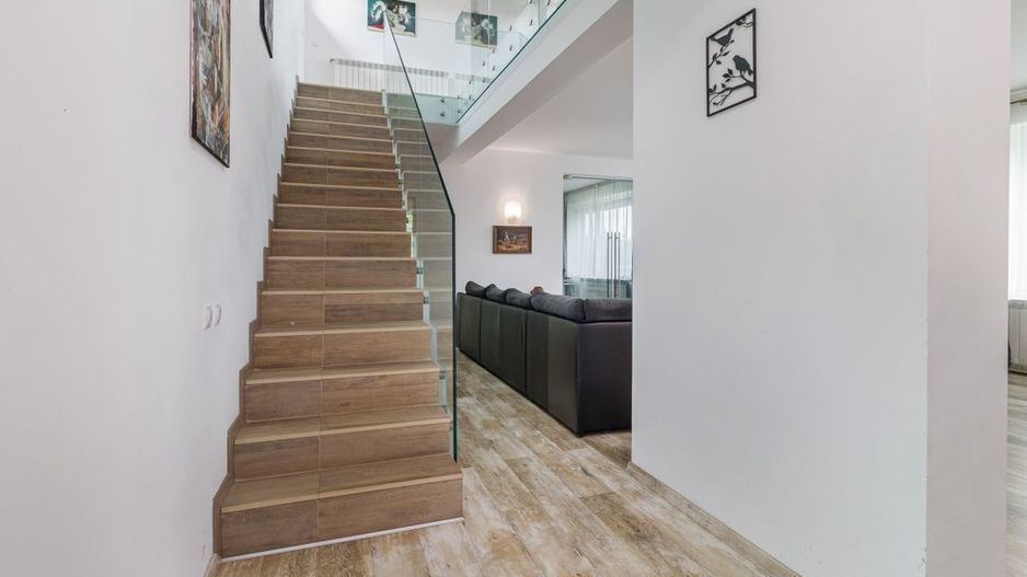 Casa in stil mediteranean cu teren generos - Poză 10