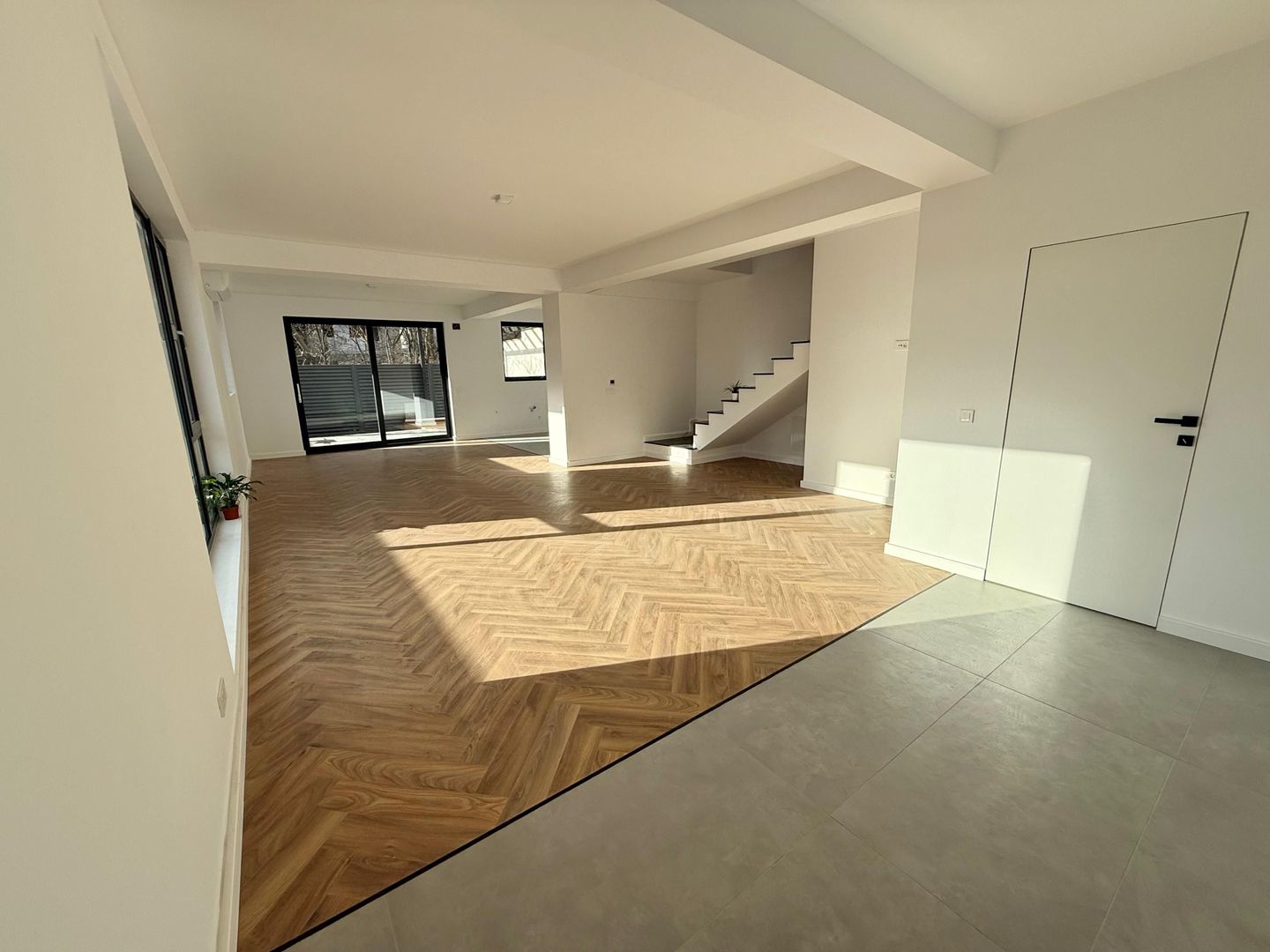 VILA IANCU NICOLAE I 5 CAMERE I CAMBRIDGE SCHOOL I PIPERA - Poză 1