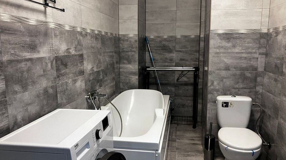 Închiriez apartament luminos , 72 mp, cu parcare subterană – Aviatiei, - Poză 11