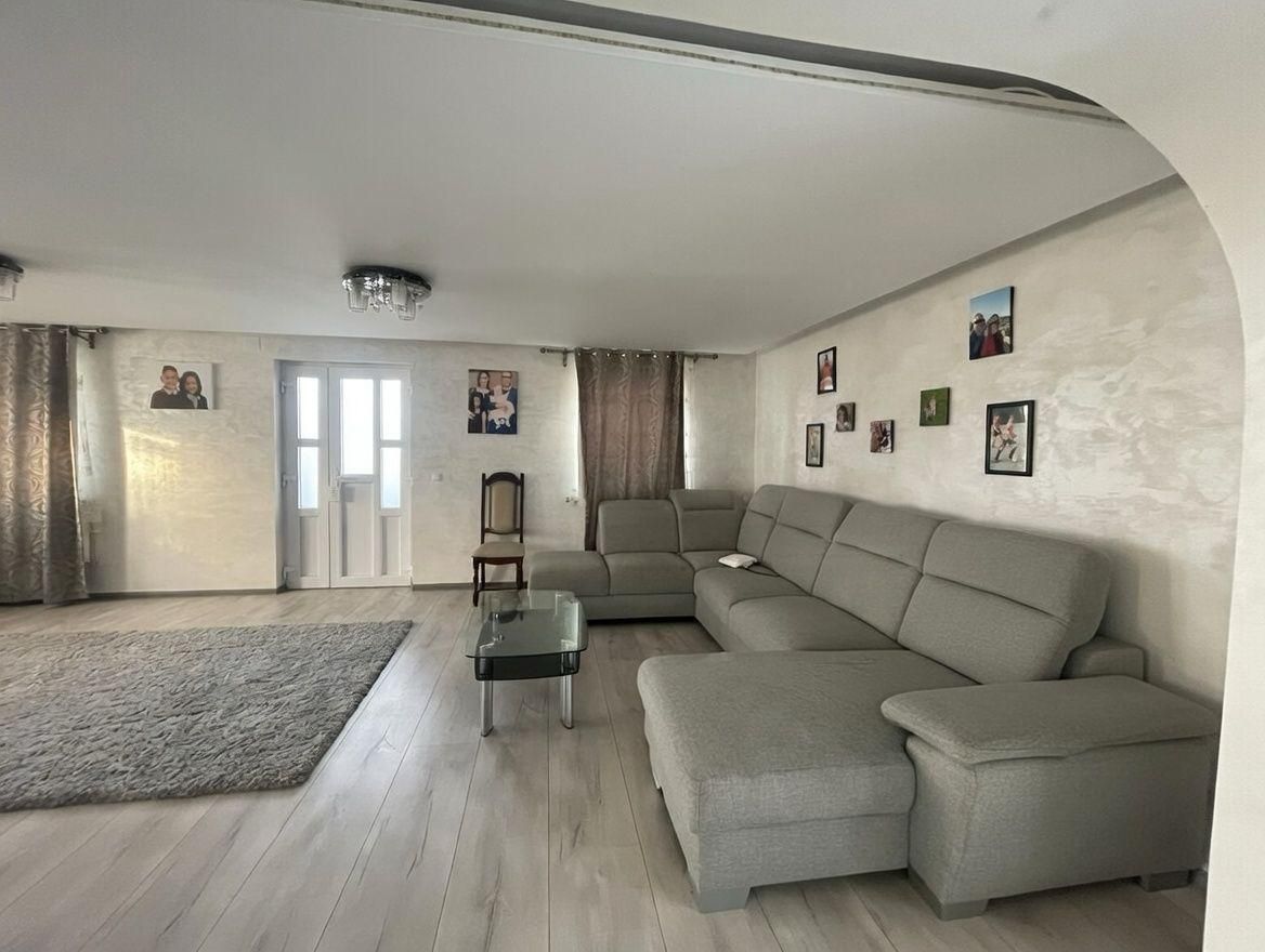 🏡 Casă modernă cu 15 ari teren | Zonă liniștită | Vicov de Sus - Poză 2