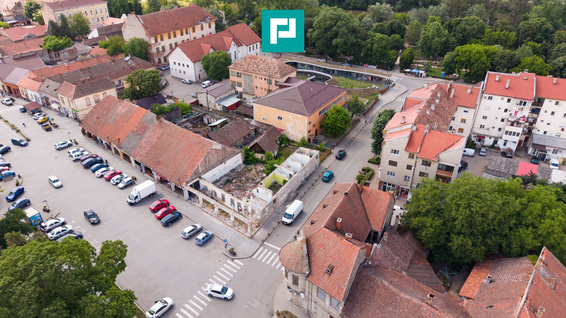 TEREN INTRAVILAN CENTRU LIPOVA 419MP - Poză 3