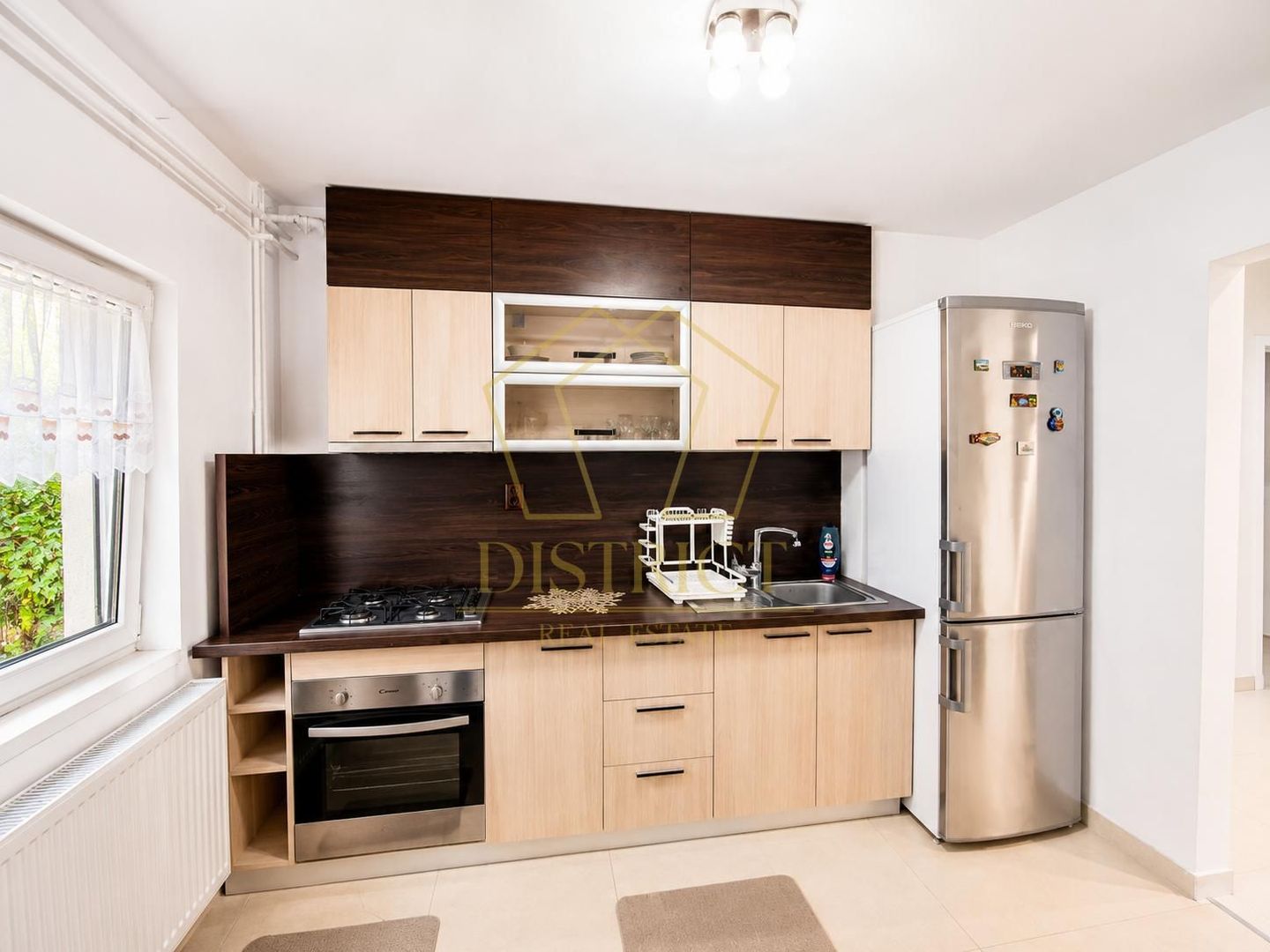 Apartament cu 3 camere | Spitalul Judetean - Poză 9