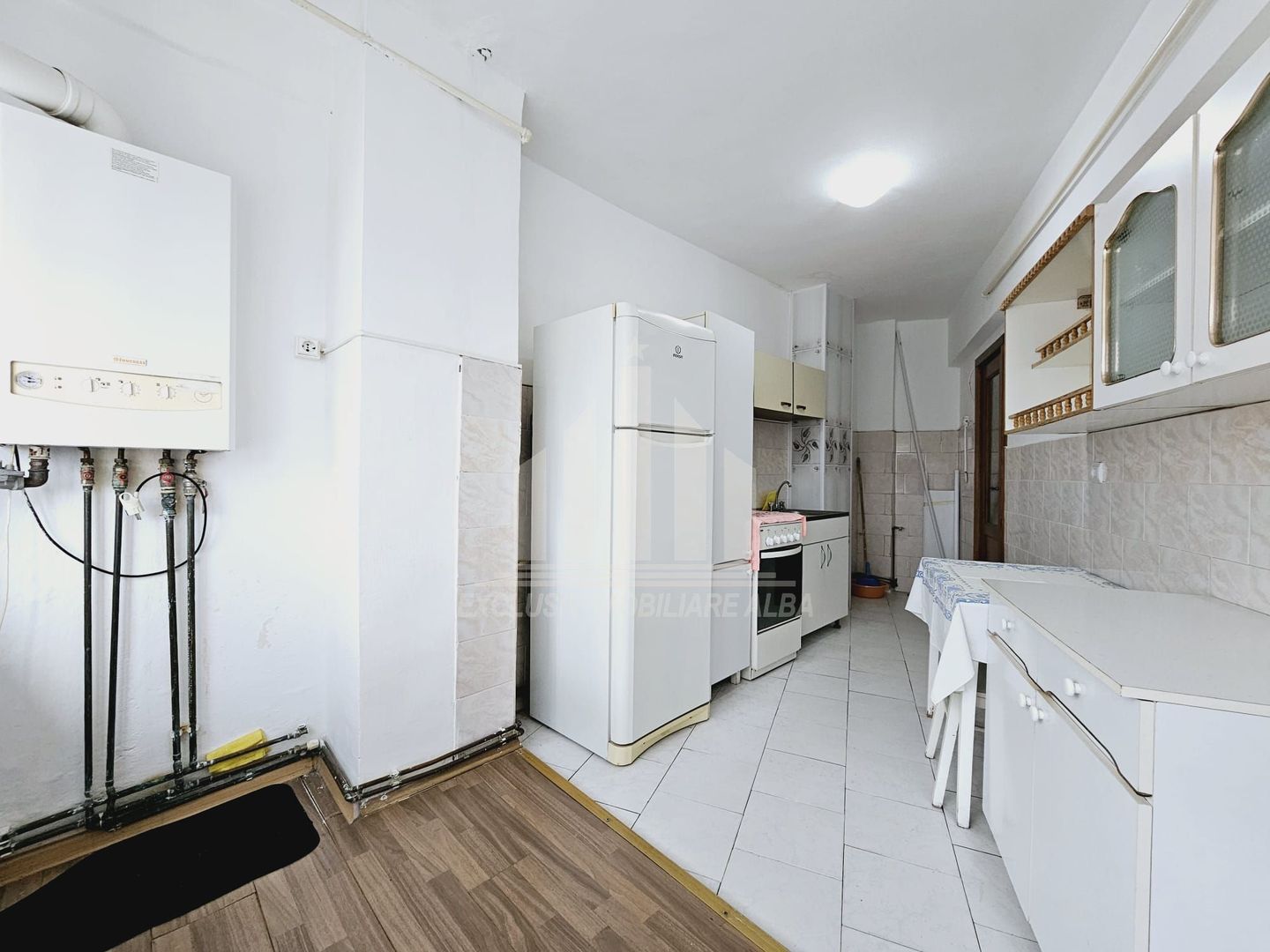 Apartament cu 2 camere in M-uri, langa parcul din Cetate - Poză 5
