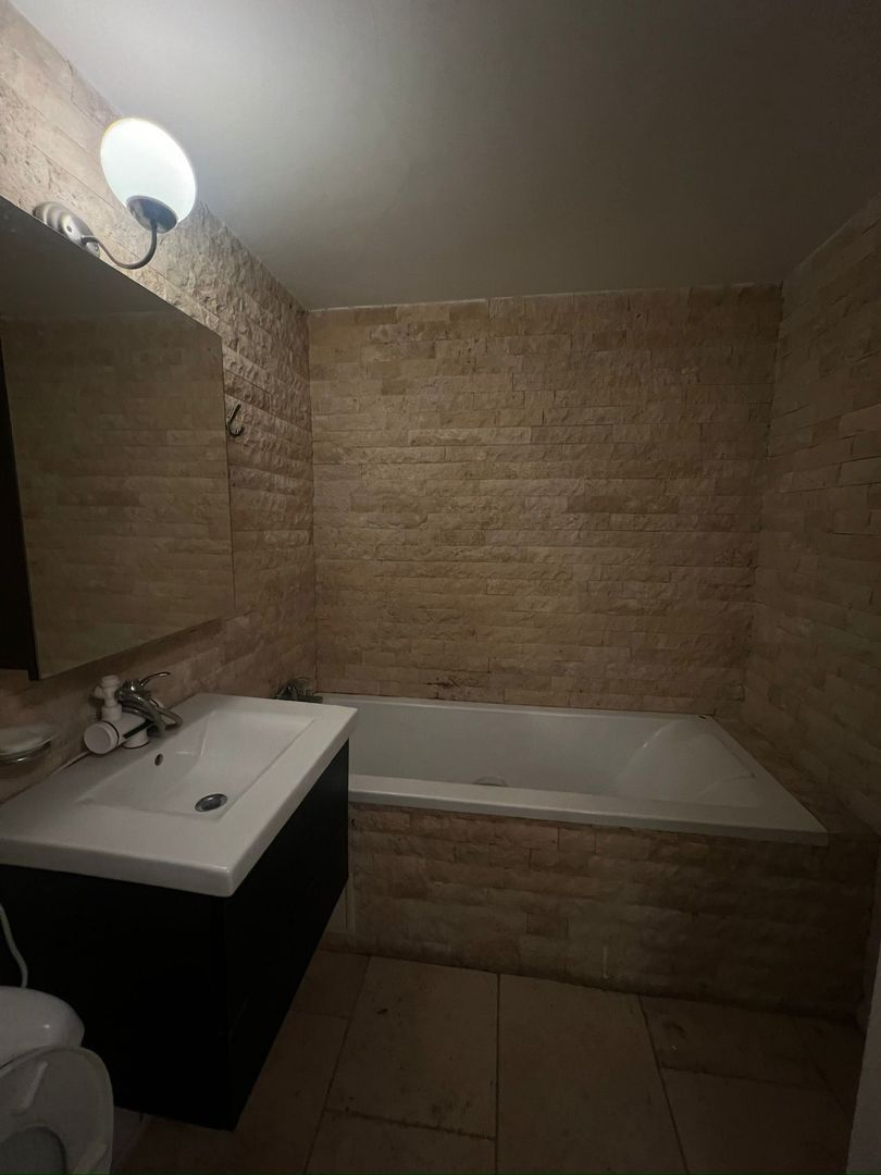 AP. 3 CAMERE RAHOVA, BUCATARIE INCHISA, LOC PARCARE, BLOC REABILITAT - Poză 10