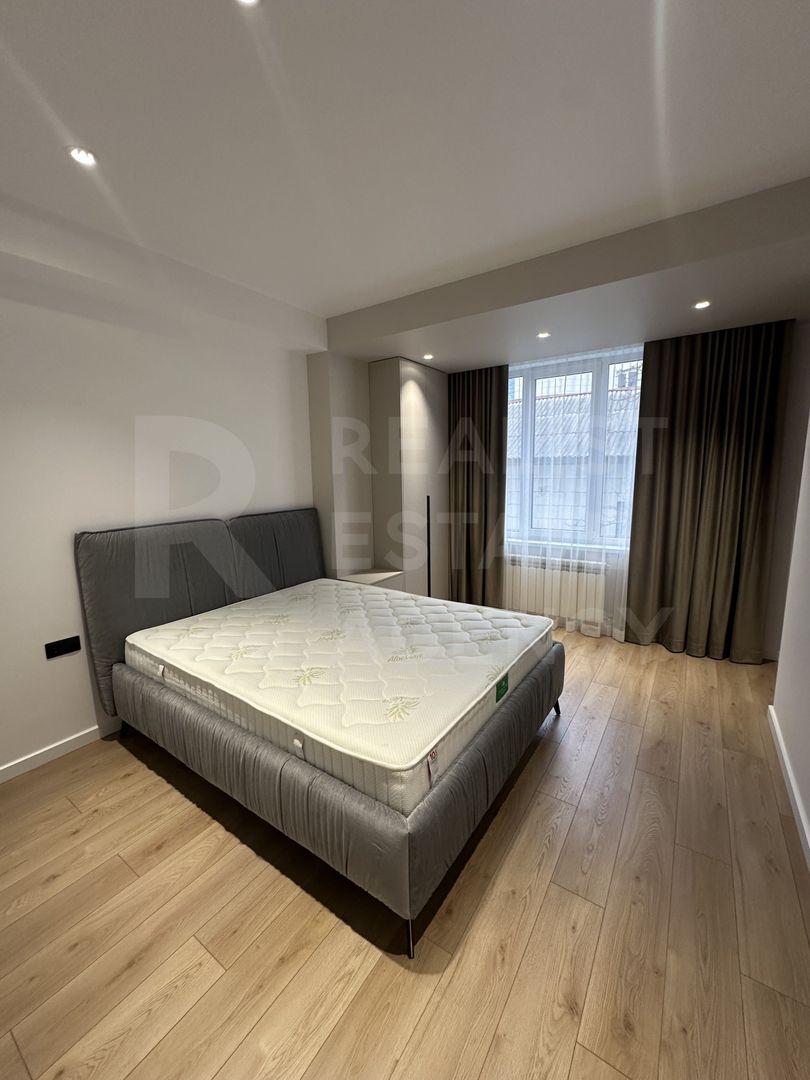 Chirie apartament, 4 camere, str. Mitropolit Varlaam, Centru - Poză 7