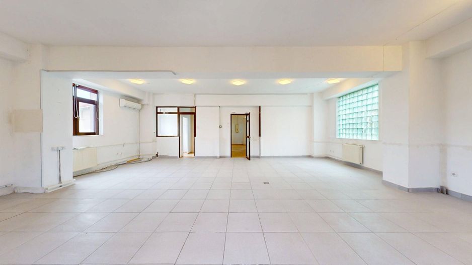 DAMAROAIA | Jiului | Chirie Casa 16 camere | 15 parcari + Metrou 900m - Poză 16
