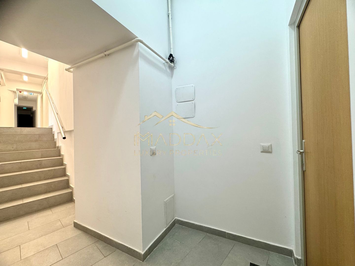 Apartament cu *3 camere* / Cladire Istorica stil Brancovenesc / Universitate - Poză 24