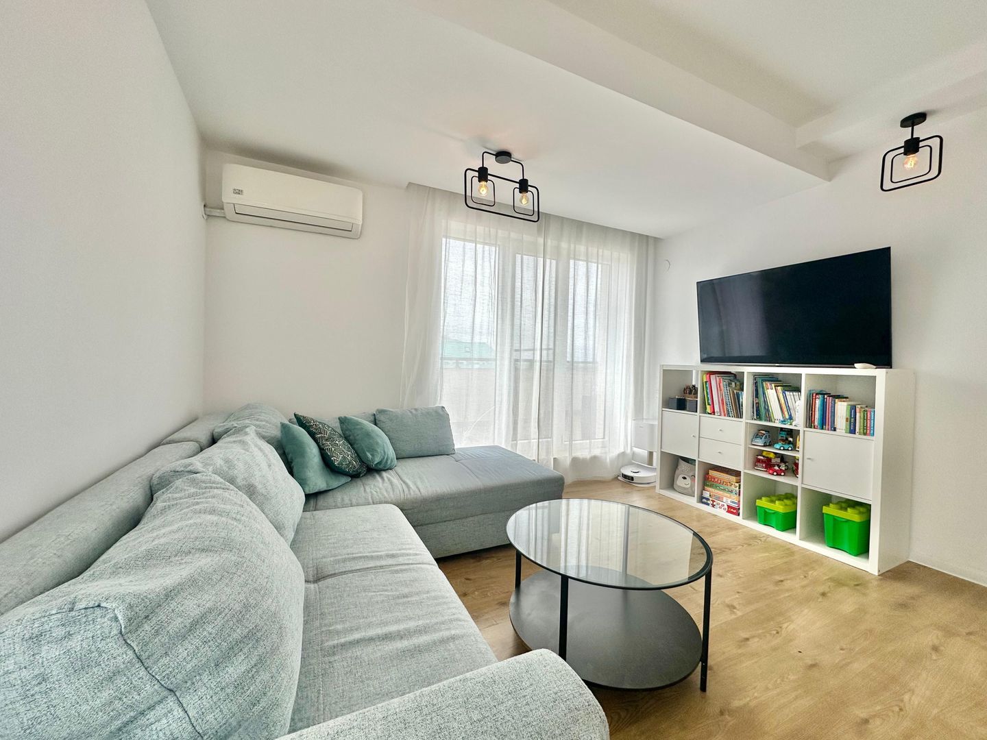 COSMOPOLIS - Apartament cu 3 camere, terasa si 2 locuri de parcare - Poză 2