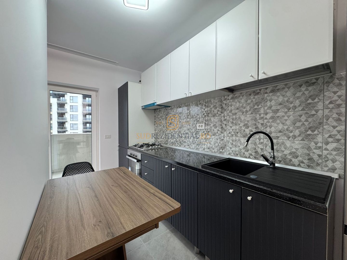 Apartament 2 camere tip studio de inchiriat  – Grand Kristal, Sector 4 - Poză 7