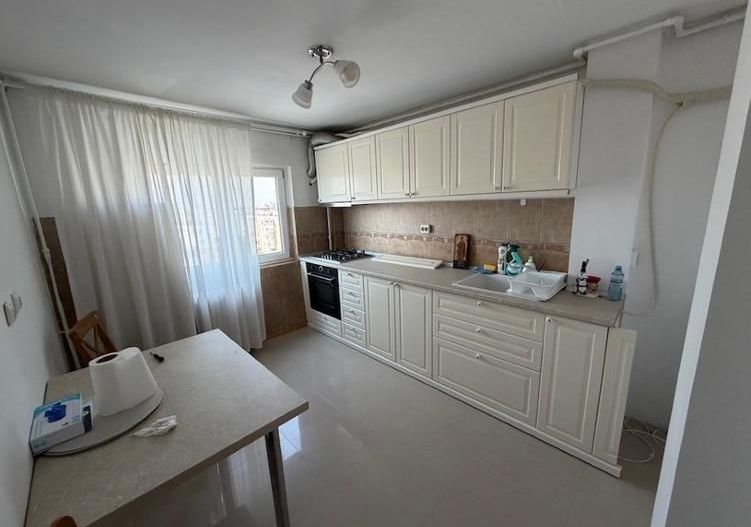 Vanzare Apartament 3 camere, 70 mp, etaj 10/11,  parcare ADP – Sebastian - Poză 2