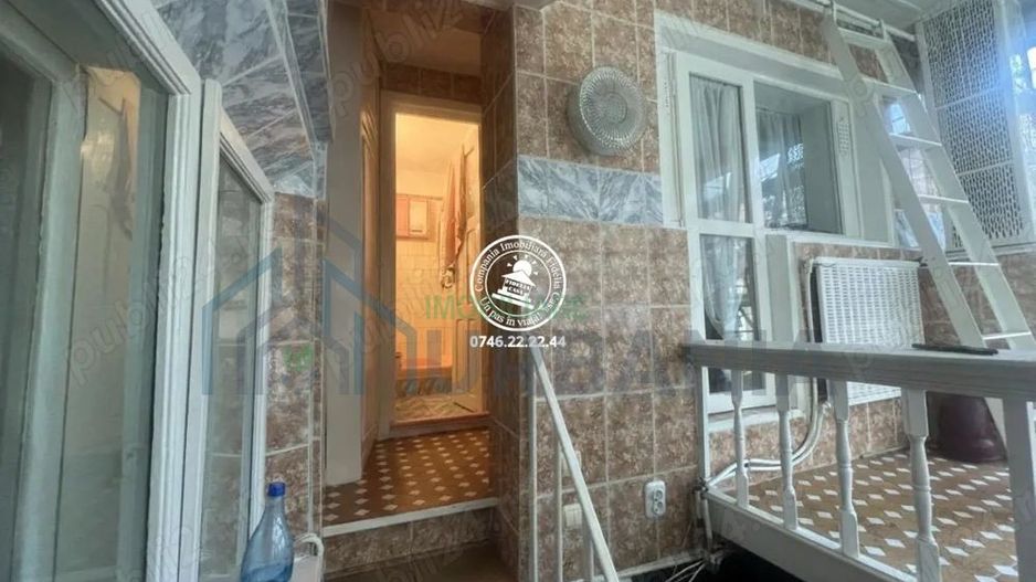 casa de vanzare in Nicolina 1 - Poză 7