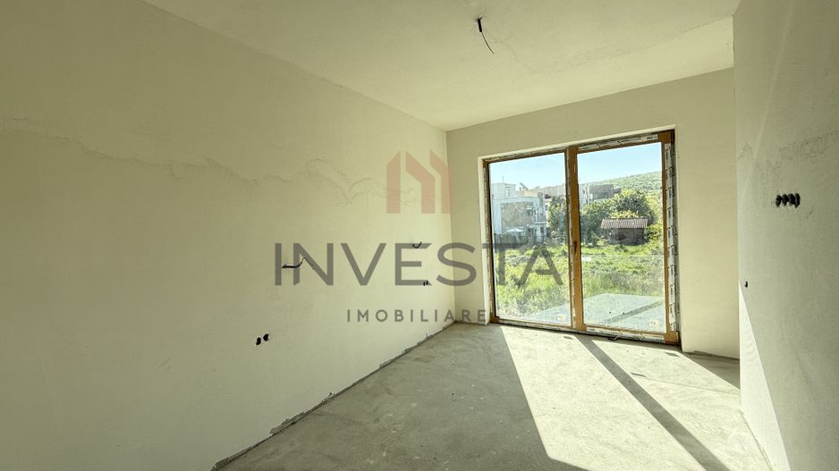 Duplex cu teren de 250 mp zona Baza Sportiva Gheorgheni. - Poză 15