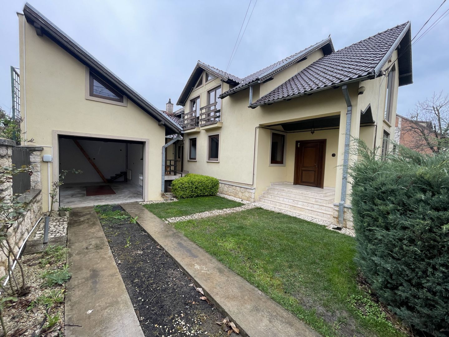 Circumvalatiunii | Casa individuala | 6 camere | Garaj - Poză 6