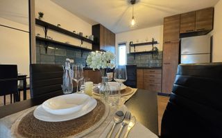 Apartament cu 2 camere, curte 120 mp, 2 locuri de parcare. - Poză 4